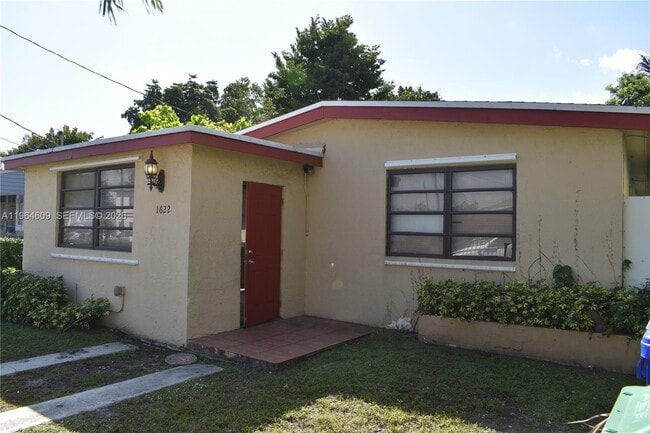 Building Photo - 1622 NW 65th St
