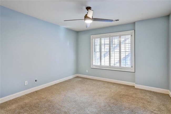 Building Photo - 1267 Francis St NW