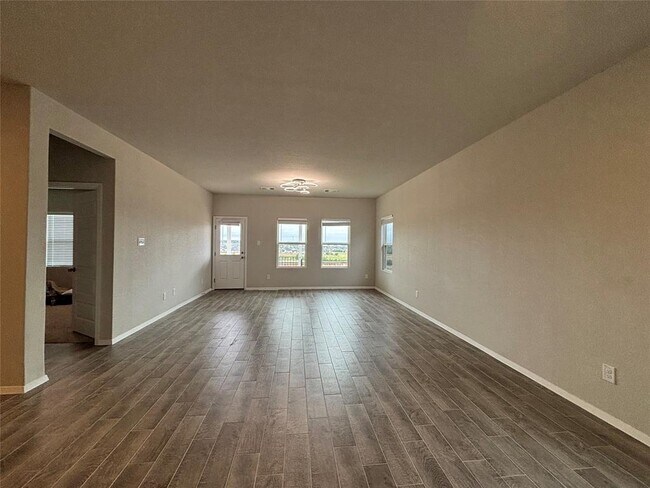 Building Photo - 11616 Comano Dr