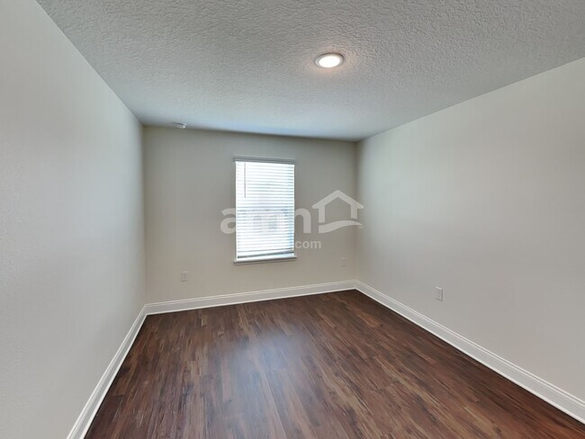 Building Photo - 6126 Little Blf Cir