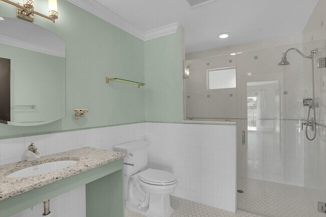 Building Photo - 8631 Steeplechase Dr