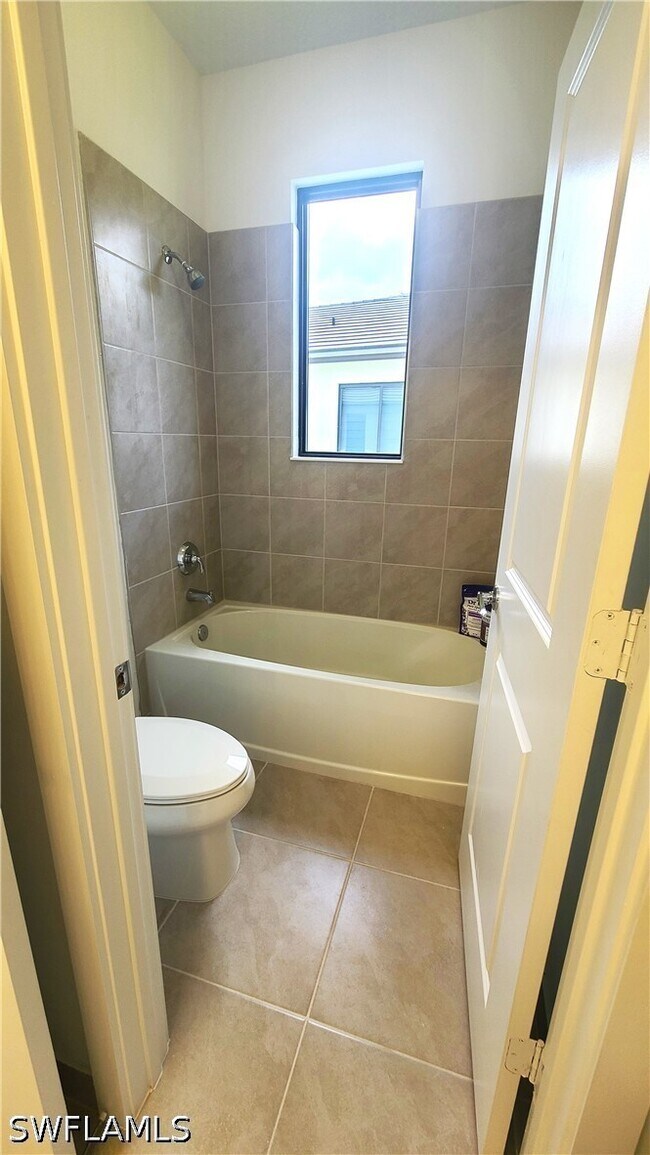 Building Photo - 5322 Nevola Ave