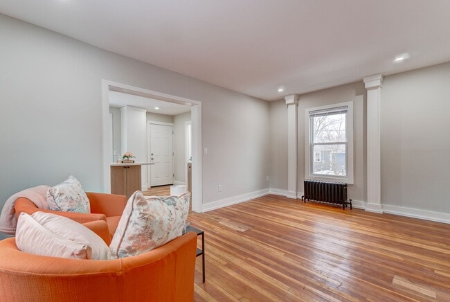 Building Photo - Newly Renovated Single Family available Now!