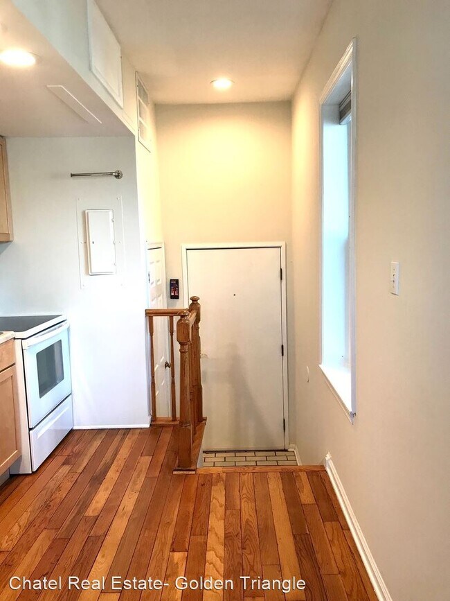 Building Photo - 1 br, 1 bath House - 1939 17th Street, NW #1