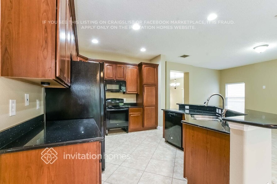 Building Photo - 10636 Willow Ridge Loop