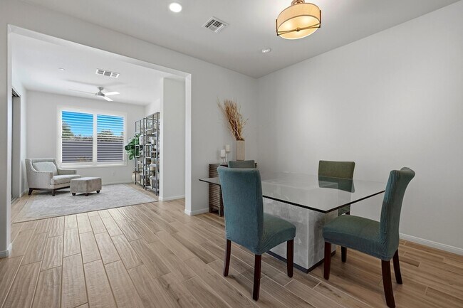 Building Photo - 51270 N Two Palms Way
