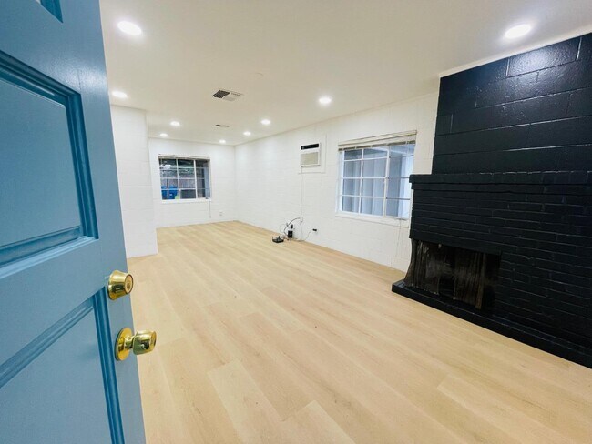 Building Photo - 5119 58th St