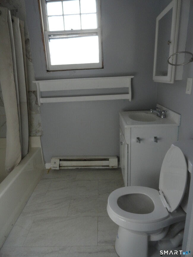 Building Photo - 177 E Pearl St