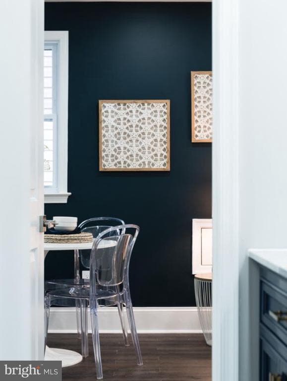 Building Photo - 612 44th St NE