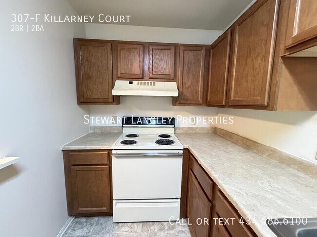 Building Photo - 307-F Killarney Court-
