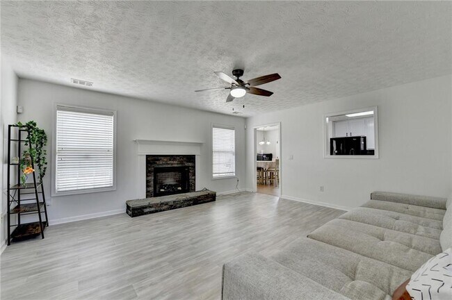 Building Photo - 3411 Galloping Bend Way