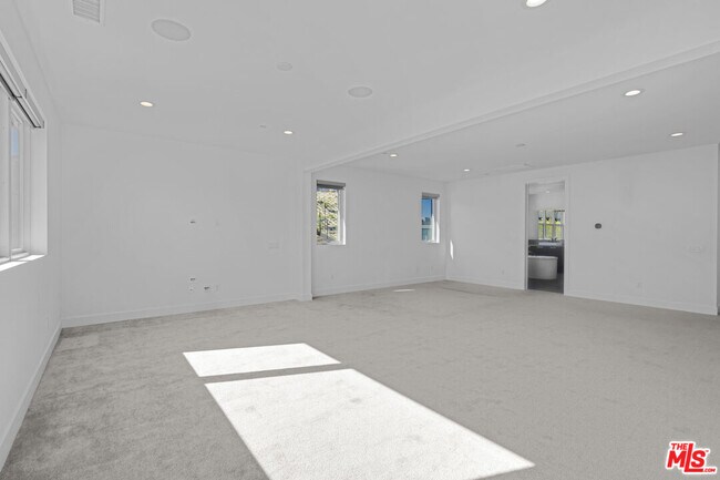 Building Photo - 20056 Mersey Ln