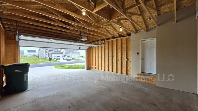 Building Photo - 6305 83rd Ave S