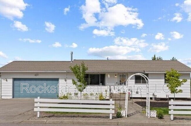 Building Photo - 11217 E 11th Ave
