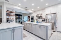 Building Photo - 10803 Sans Souci Pl