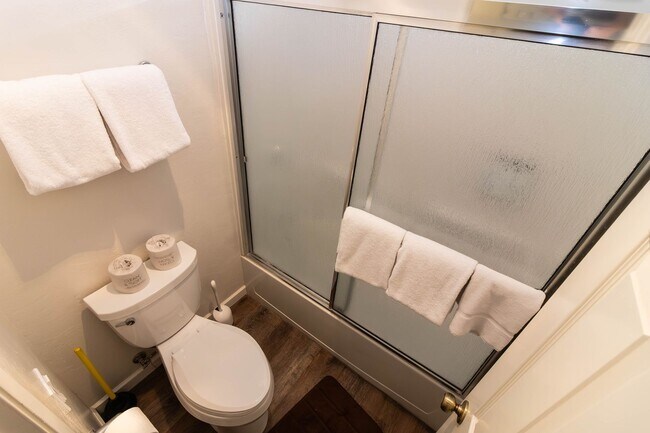 Building Photo - 3 Bedroom 2 Bathroom Condo in Big Bear Lake