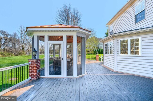 Building Photo - 1319 Martin Meadows Dr