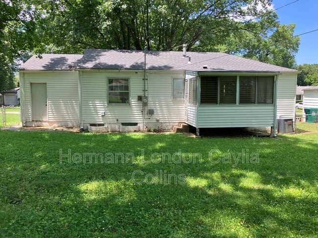 Building Photo - 10514 Anson Dr