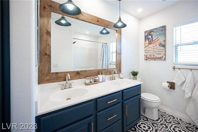 Building Photo - BEAUTIFUL 4 BEDROOM HOME!