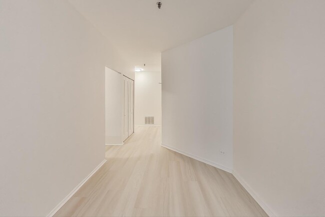 Building Photo - 780 S Federal St