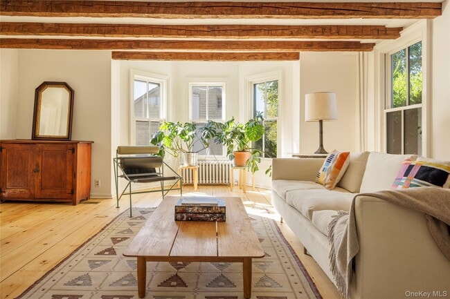 Building Photo - 108 Wey Rd