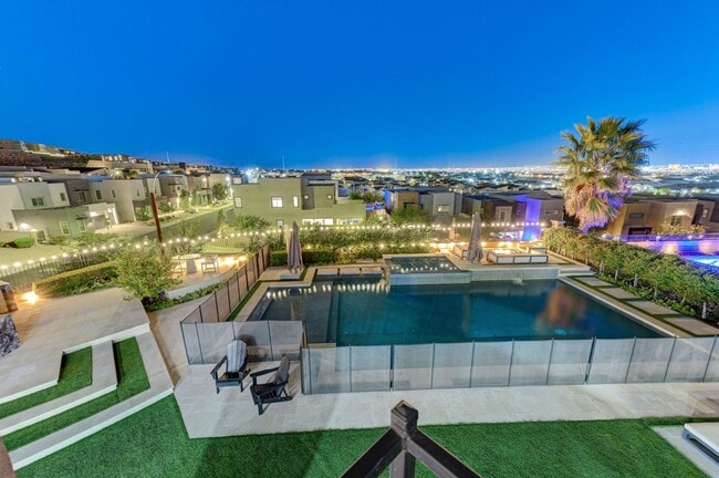 Building Photo - Distinctive Fully Furnished Estate in The Canyons!