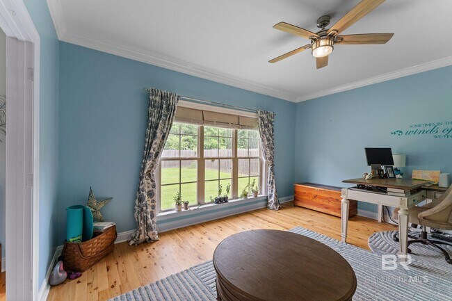 Building Photo - 25911 Tealwood Dr