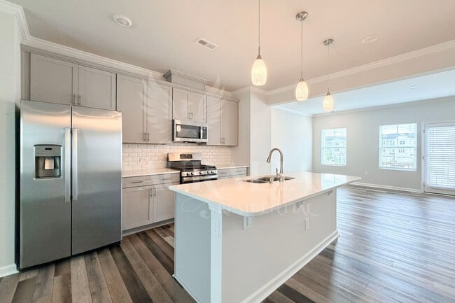 Building Photo - 3018 Brellon Ln