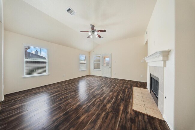 Building Photo - 5015 Bridgecrossing Ct