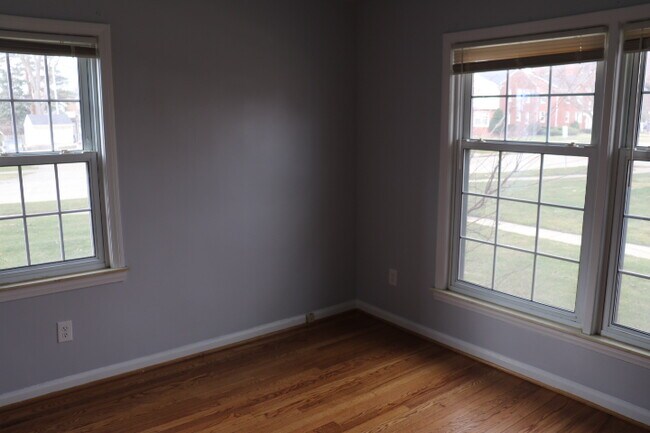 Bedroom - 21726 Snow Ave