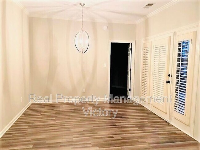 Building Photo - 1199 Berwick Rd