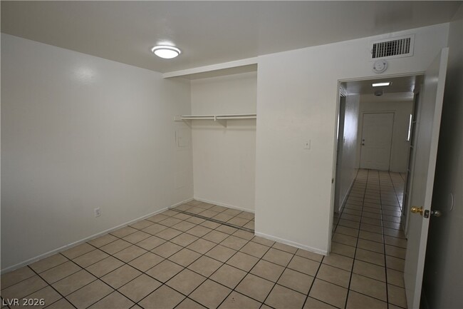 Building Photo - 6428 Casada Way