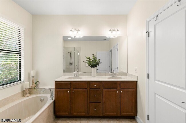 Building Photo - 7797 Bristol Cir