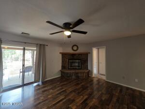 Building Photo - 5240 S 28th Pl