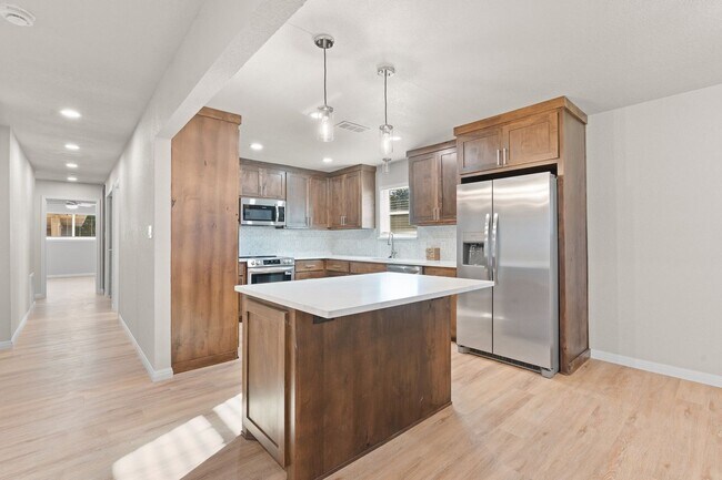 Building Photo - Gorman Dr