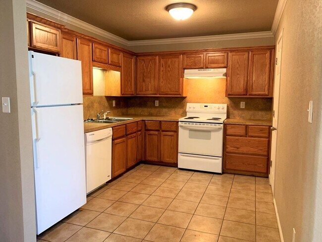 Building Photo - 1302 Powder River Dr