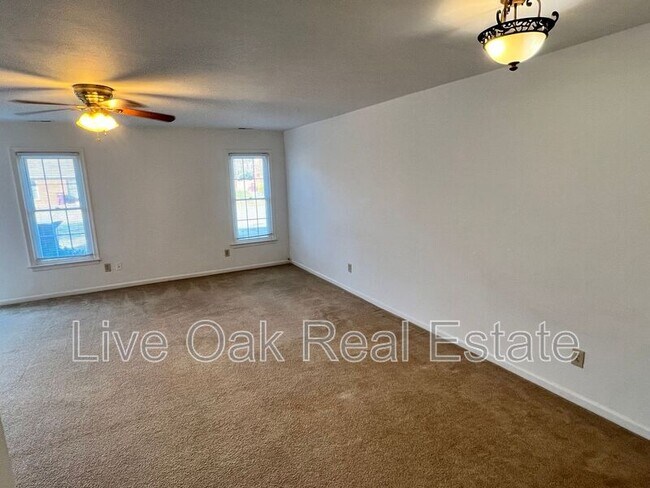 Building Photo - 2605 Meadows Landing