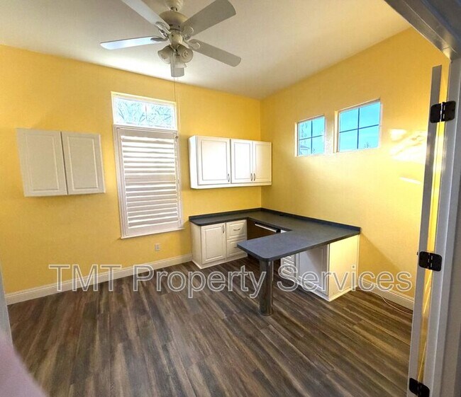 Building Photo - 6832 Salvaterra Cir