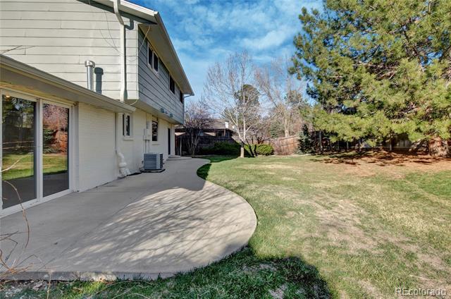 Building Photo - 8834 E Radcliff Ave