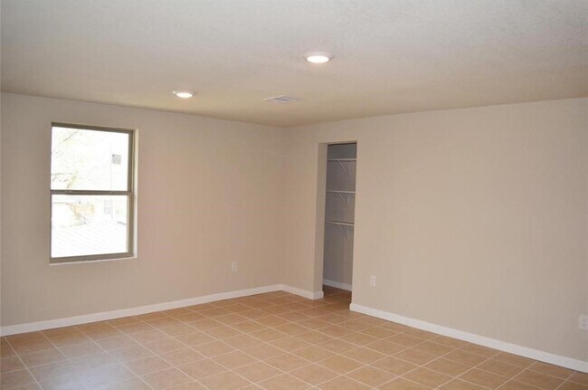 Building Photo - 3007 Grovey St