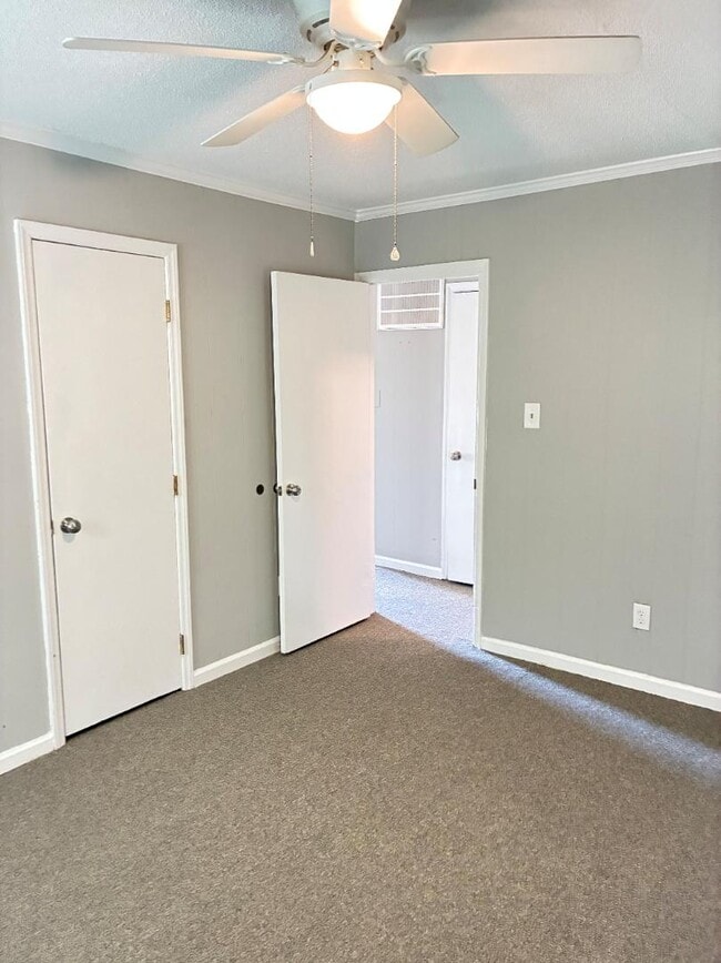 Building Photo - 307 Tarboro St