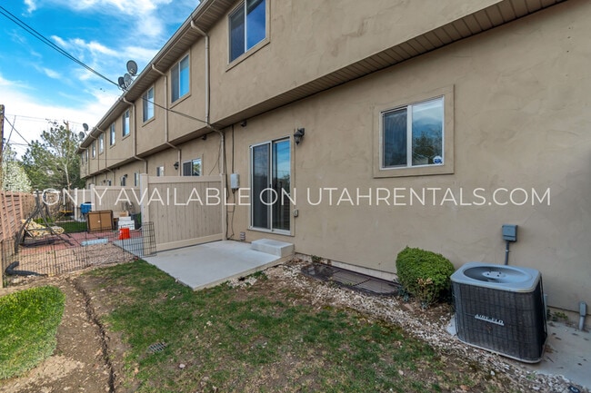 Building Photo - 279 Ailee Lane