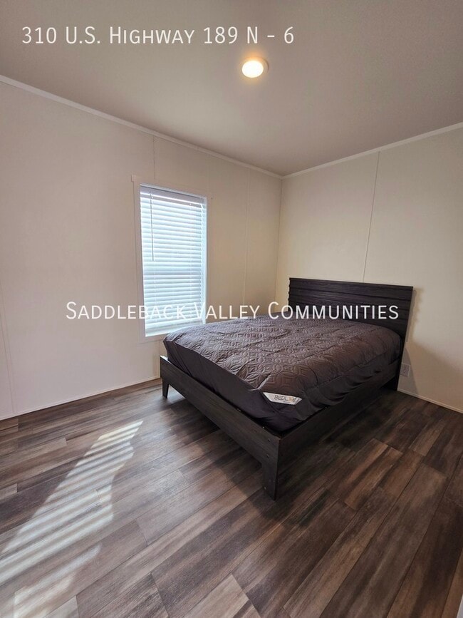 Building Photo - 310 US-189