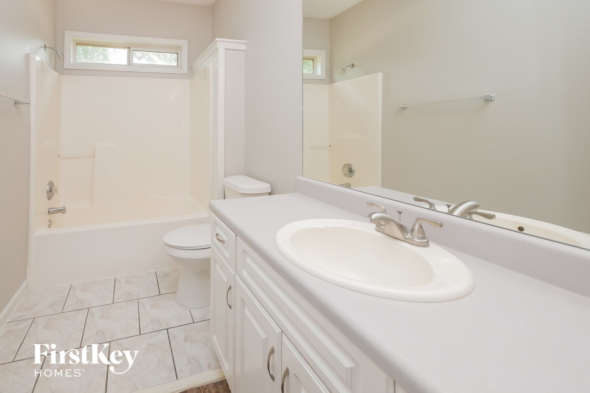 Building Photo - 117 Marshas Vineyard