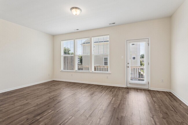 Building Photo - Quarterpath at Williamsburg – Two Primary Suites
