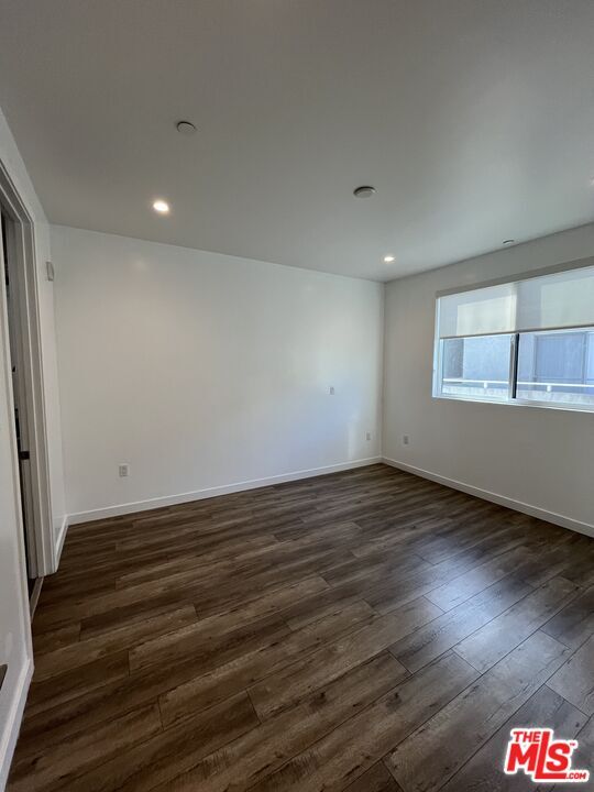 Building Photo - 14822 Magnolia Blvd