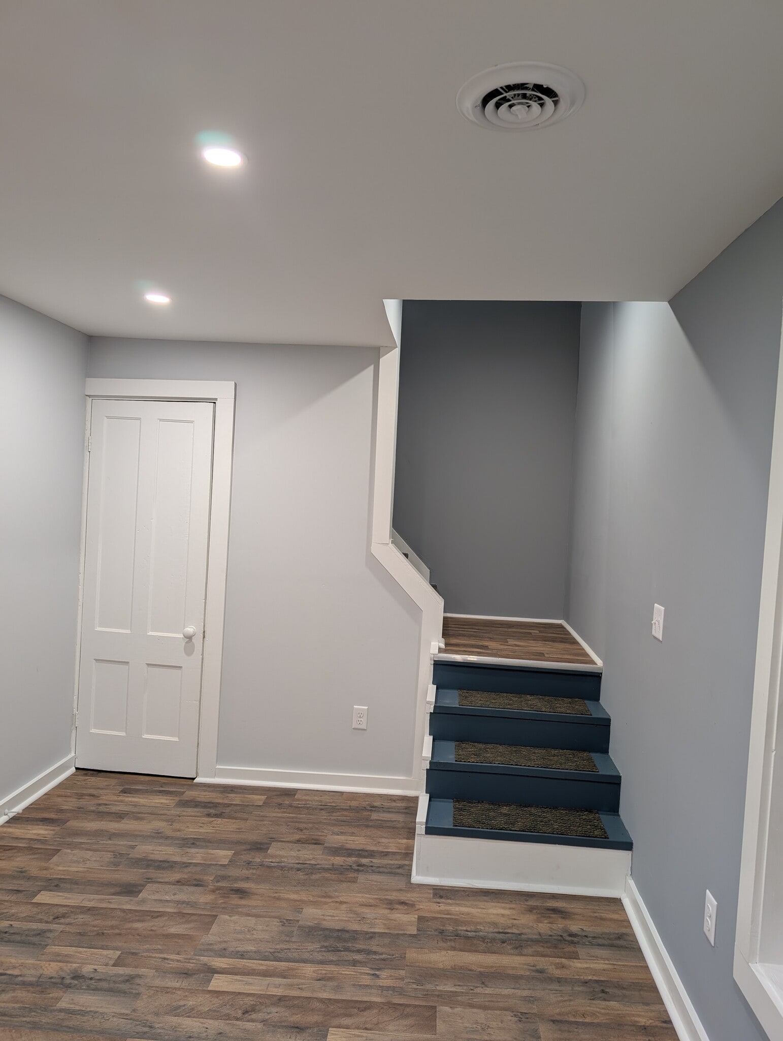 Building Photo - 404 S Barre Rd