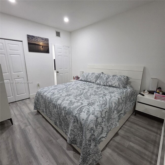 Building Photo - 6940 NW 179th St