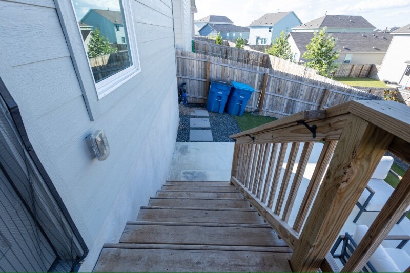 Building Photo - 13915 Bull Cv