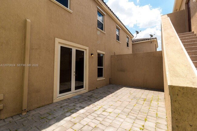 Building Photo - 9362 SW 171st Ct